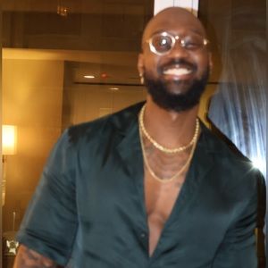 Meet your Posher, Corey